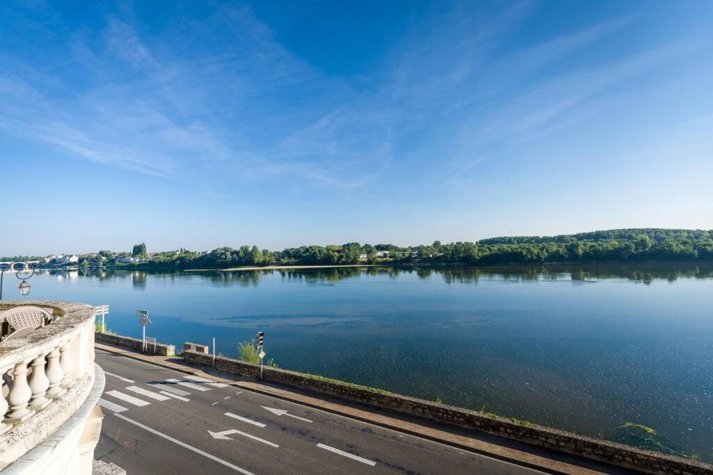 Appartement Vue Imprenable Sur La Loire !!! Saumur Kültér fotó